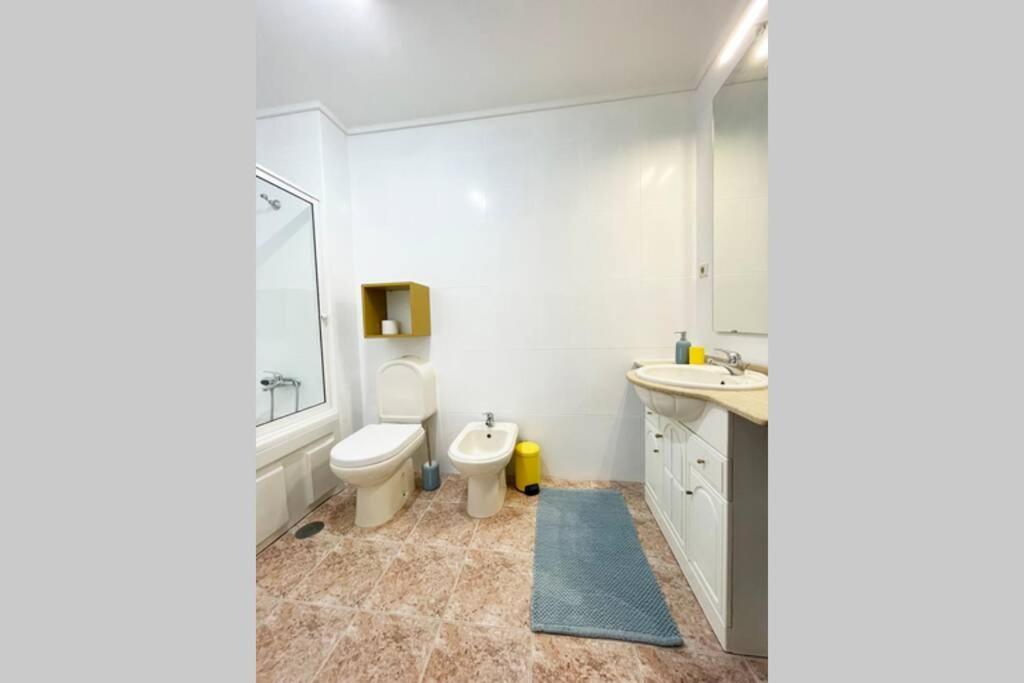 Yellow House Aveiro Smart Tv And Garage מראה חיצוני תמונה